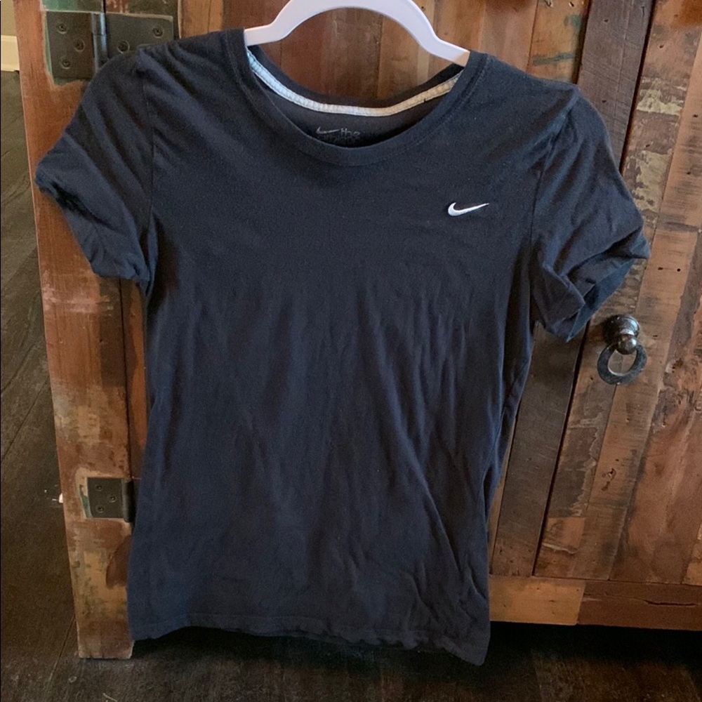 Nike Black Short Sleeve Tee